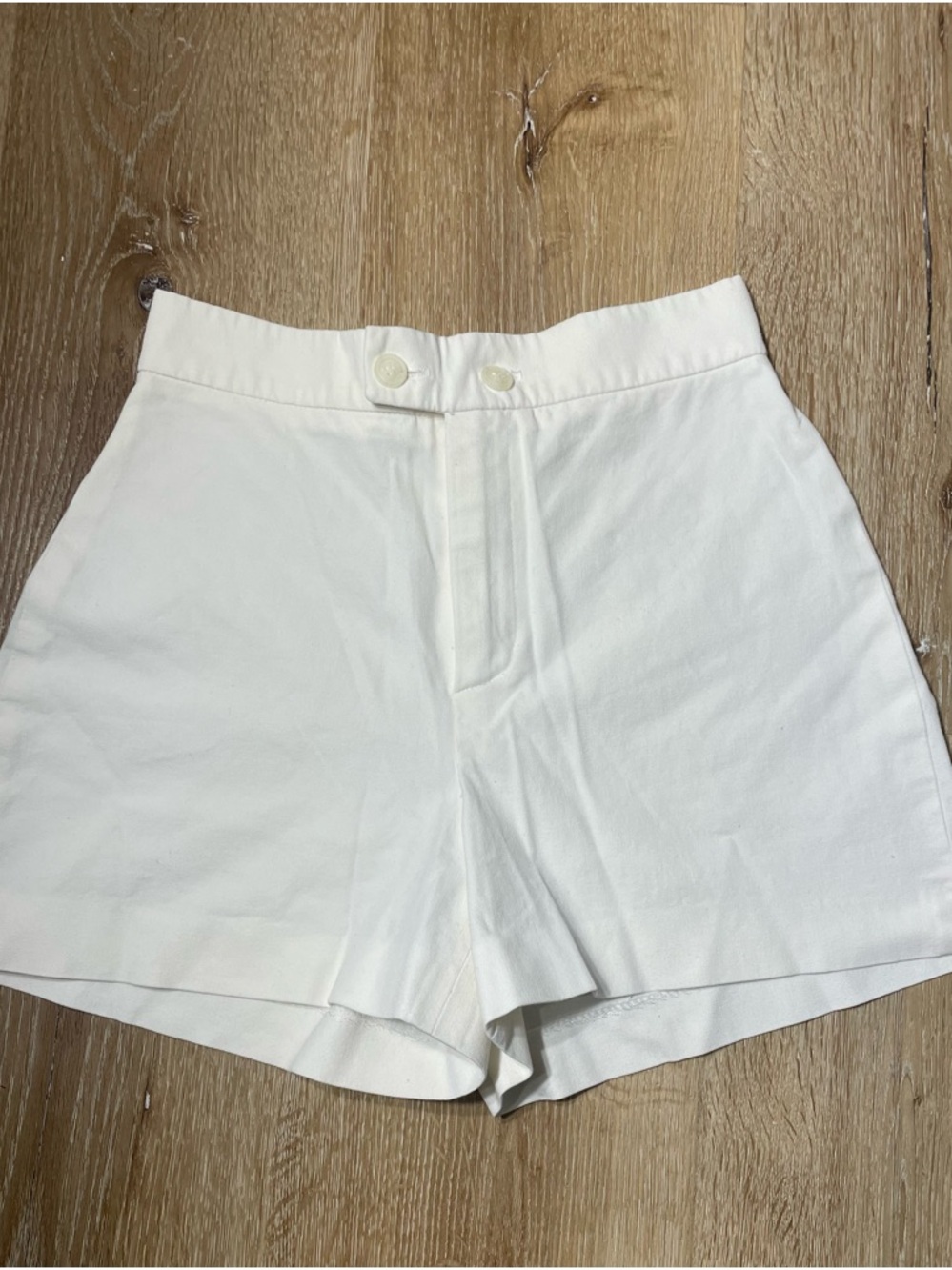 High-Waist White Tailored Cotton Shorts